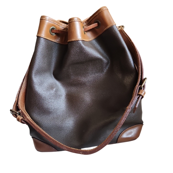 Hunting World - Picture 9 of 13